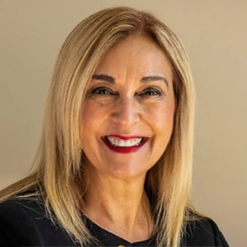 Dr. Irma Becerra-Fernandez headshot