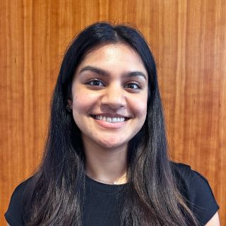 Annika Vasagiri Headshot