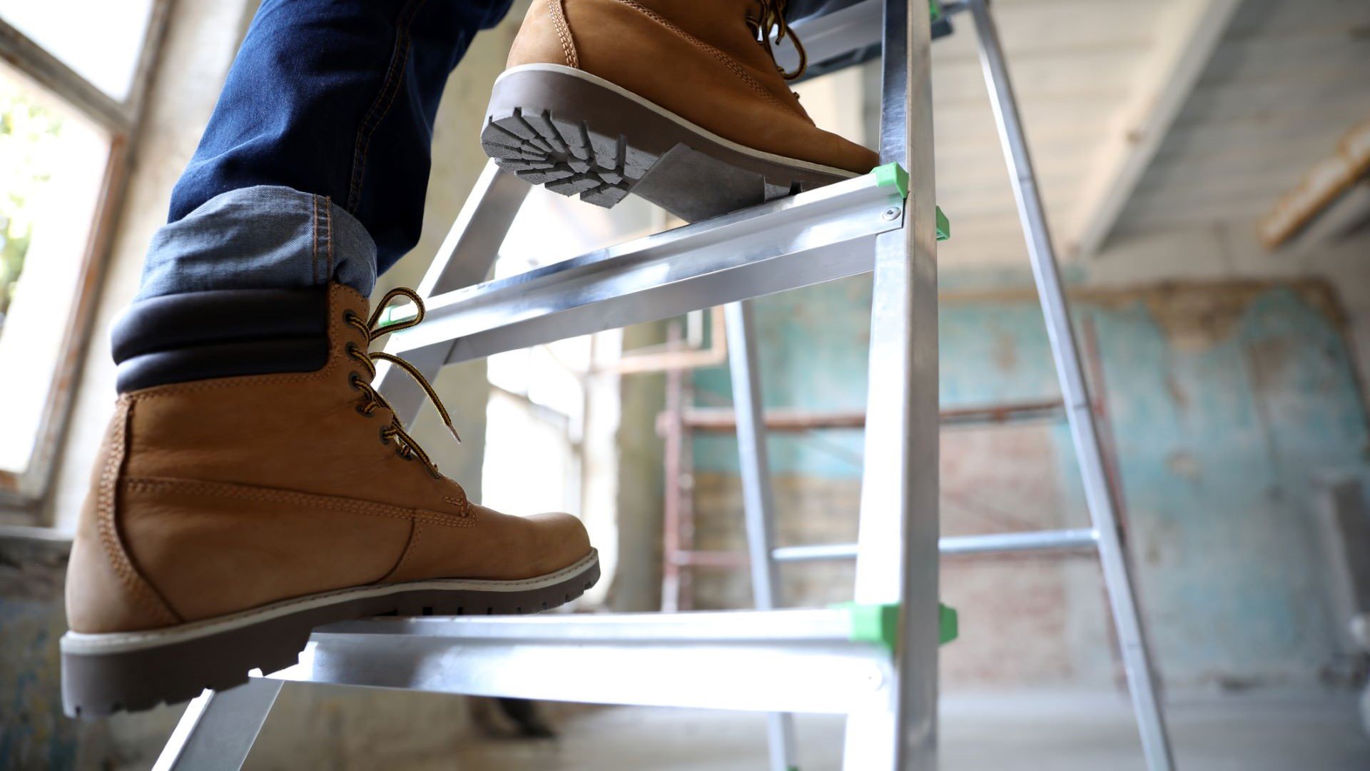 safely climbing ladder